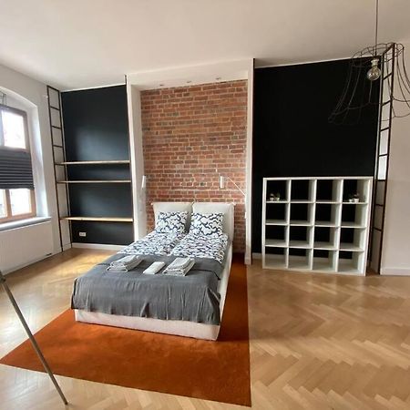Wyjatkowy Apartament Blisko Rynku Apartment Вроцлав Екстериор снимка