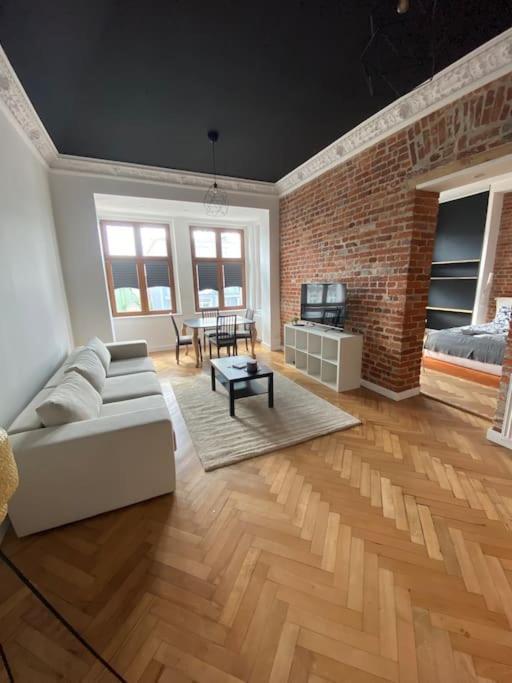 Wyjatkowy Apartament Blisko Rynku Apartment Вроцлав Екстериор снимка