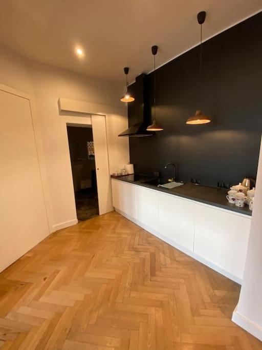 Wyjatkowy Apartament Blisko Rynku Apartment Вроцлав Екстериор снимка